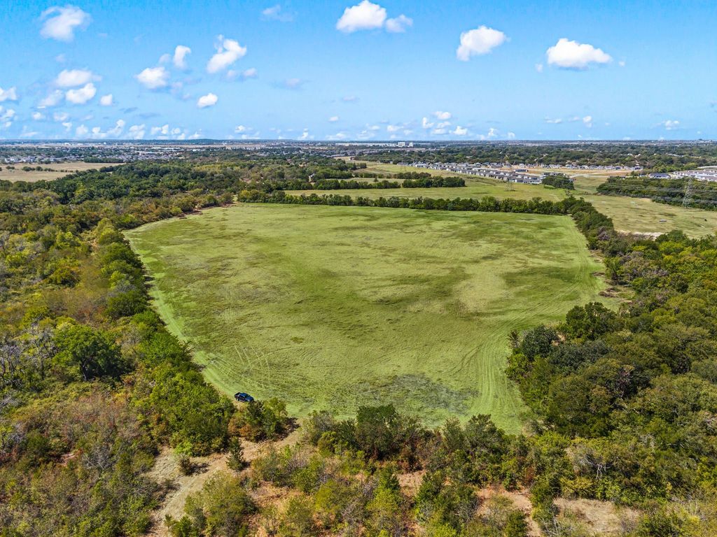 1700 Marti Drive, Burleson, TX 76028 — exterior