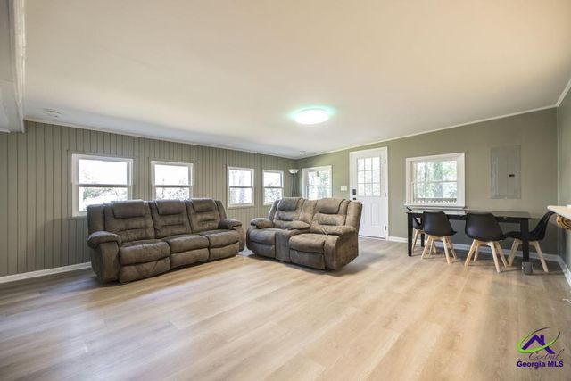 1102 Jewell Drive, Perry, GA 31069