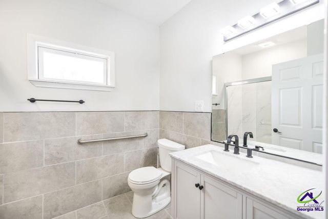 1102 Jewell Drive, Perry, GA 31069