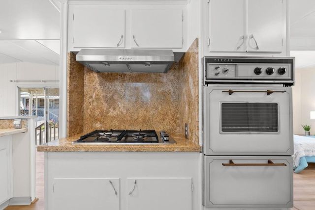 1555 Merrill Street, Santa Cruz, CA 95062