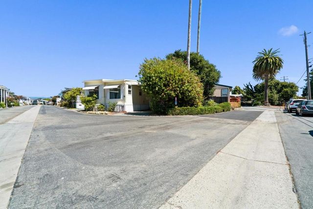 1555 Merrill Street, Santa Cruz, CA 95062
