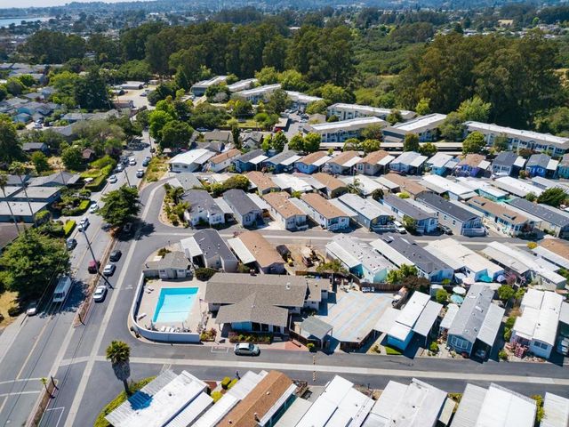 1555 Merrill Street, Santa Cruz, CA 95062
