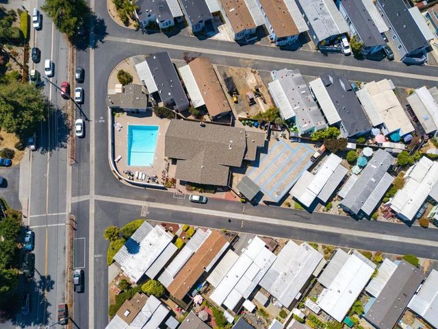 1555 Merrill Street, Santa Cruz, CA 95062