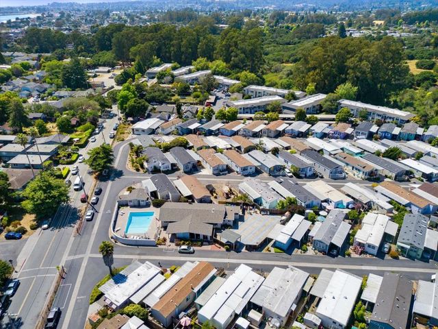 1555 Merrill Street, Santa Cruz, CA 95062