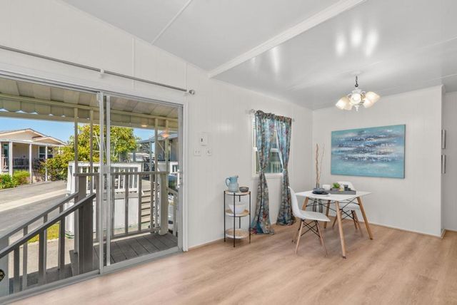 1555 Merrill Street, Santa Cruz, CA 95062