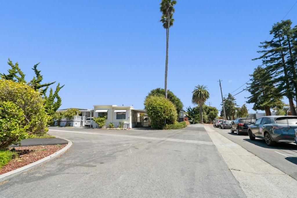 1555 Merrill Street, Santa Cruz, CA 95062