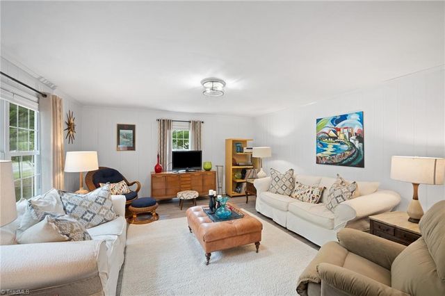 853 Meadowbrook Drive, King, NC 27021