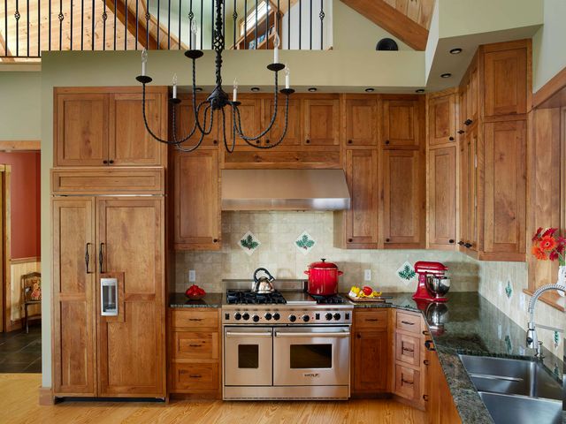 404 Patnoe Farm Drive, Hyde Park, VT 05655