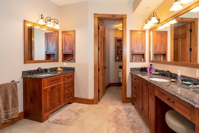 404 Patnoe Farm Drive, Hyde Park, VT 05655