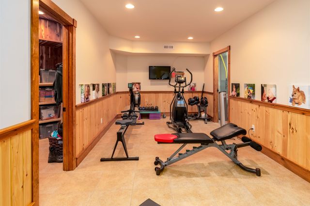 404 Patnoe Farm Drive, Hyde Park, VT 05655