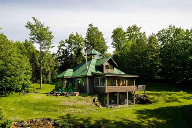 404 Patnoe Farm Drive, Hyde Park, VT 05655