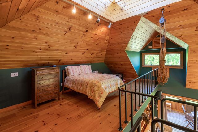 404 Patnoe Farm Drive, Hyde Park, VT 05655