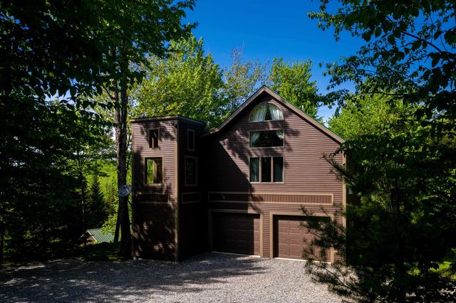 404 Patnoe Farm Drive, Hyde Park, VT 05655