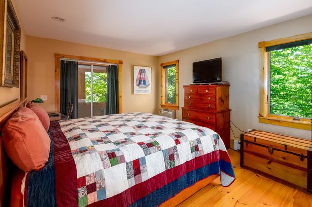 404 Patnoe Farm Drive, Hyde Park, VT 05655