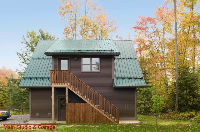 404 Patnoe Farm Drive, Hyde Park, VT 05655