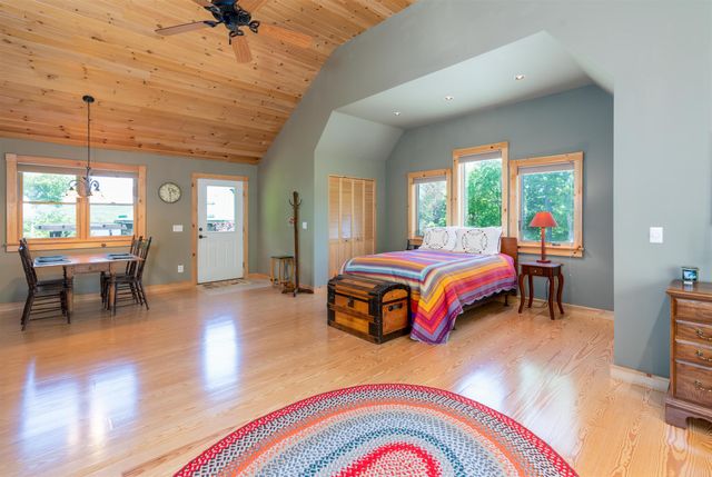 404 Patnoe Farm Drive, Hyde Park, VT 05655