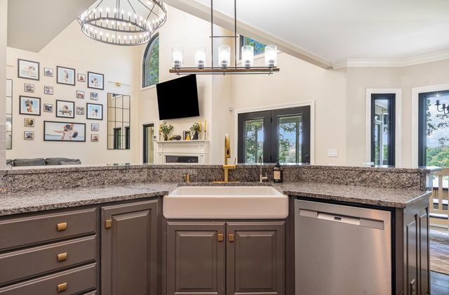 1640 Eno Rd, Dickson, TN 37055