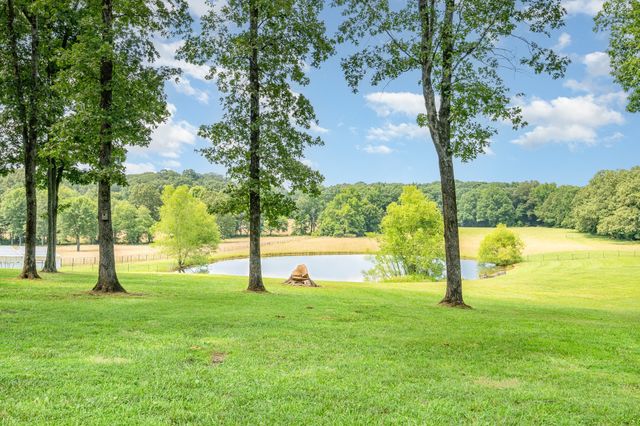 1640 Eno Rd, Dickson, TN 37055