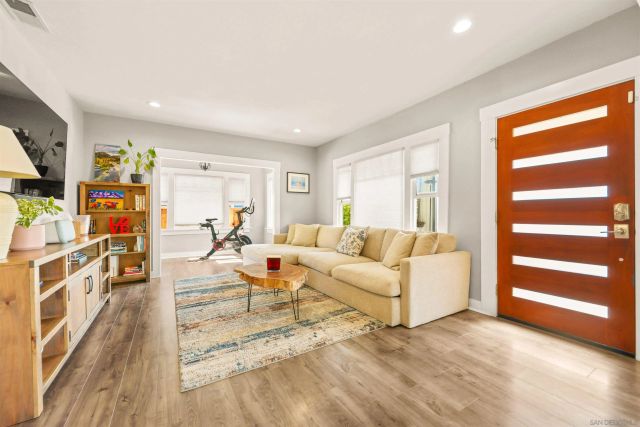 3537 Utah St, San Diego, CA 92104