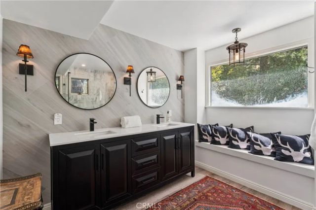 304 Lake Knoll Drive, Lake Arrowhead, CA 92352