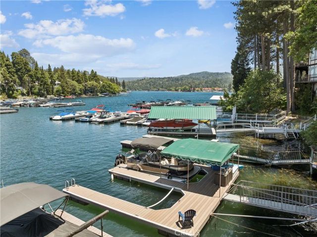 304 Lake Knoll Drive, Lake Arrowhead, CA 92352