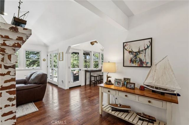304 Lake Knoll Drive, Lake Arrowhead, CA 92352