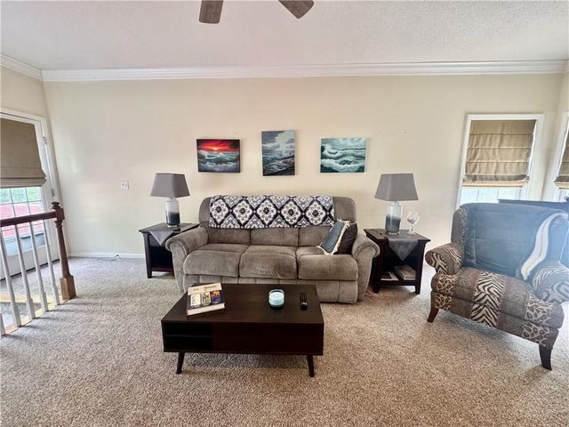 15585 Floyd Street, Overland Park, KS 66223