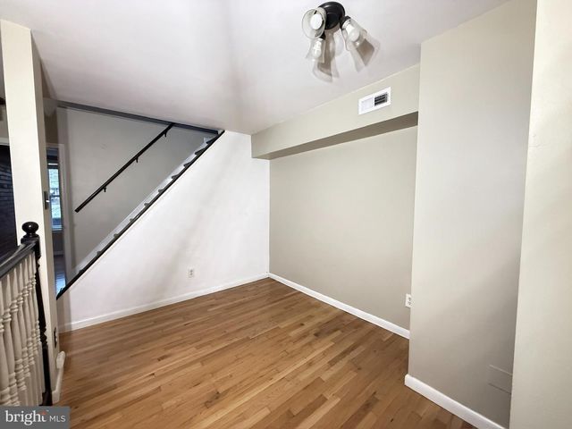 2529 FLEET ST, Baltimore, MD 21224