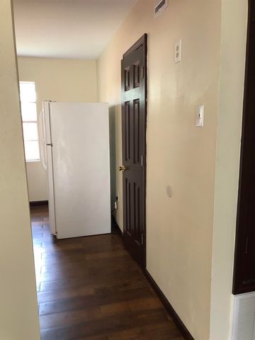 1407 Memory Ln, Houma, LA 70363