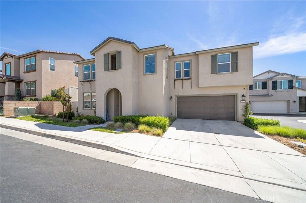 513 Pablo, Lake Elsinore, CA 92530 — photo 2