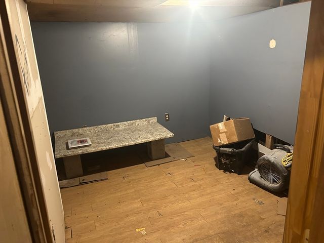 28 Grove Ave, Brockton, MA 02302