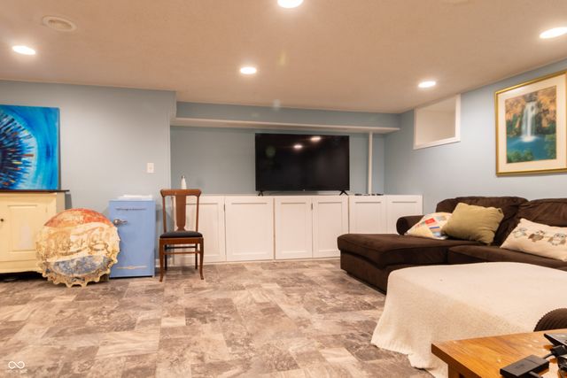2101 Elizaville Road, Lebanon, IN 46052