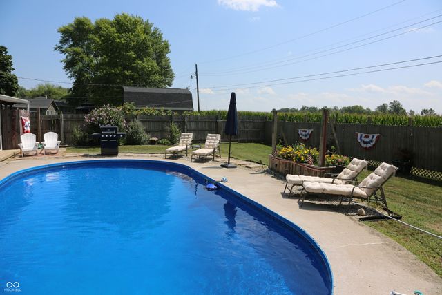 2101 Elizaville Road, Lebanon, IN 46052