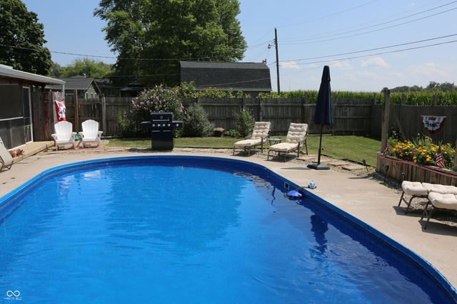 2101 Elizaville Road, Lebanon, IN 46052