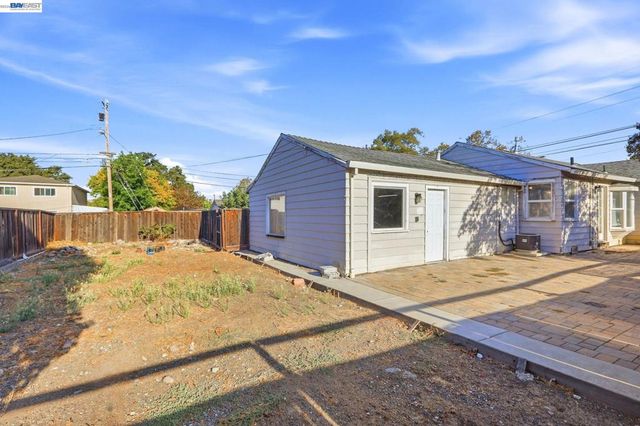 1298 Almar St, Concord, CA 94518