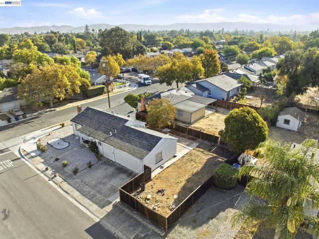 1298 Almar St, Concord, CA 94518