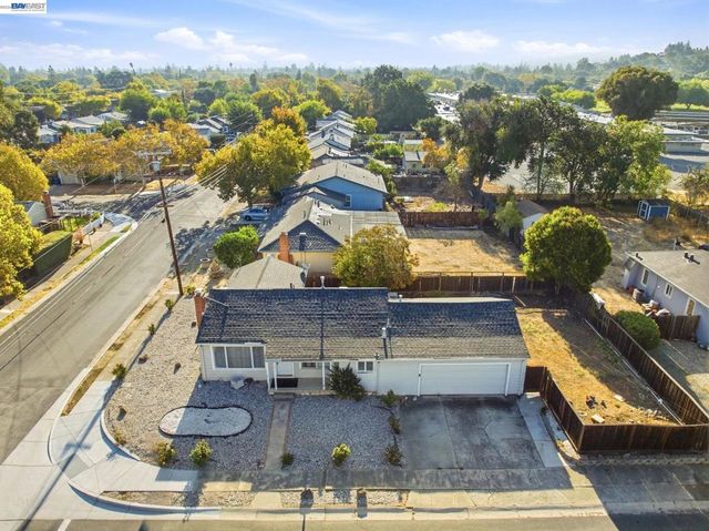 1298 Almar St, Concord, CA 94518