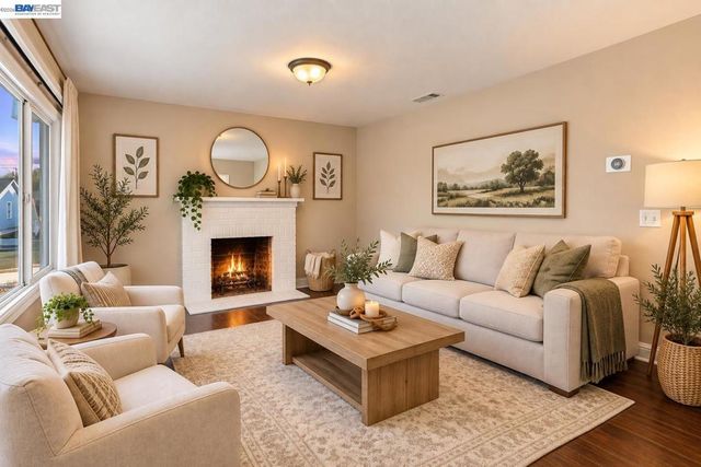 1298 Almar St, Concord, CA 94518