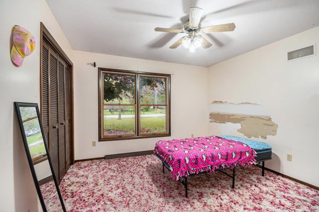 2749 S 8 Mile Road, Auburn, MI 48611