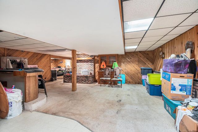 2749 S 8 Mile Road, Auburn, MI 48611