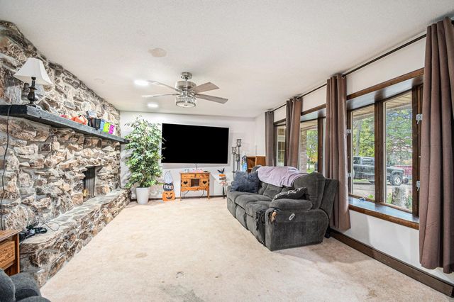 2749 S 8 Mile Road, Auburn, MI 48611