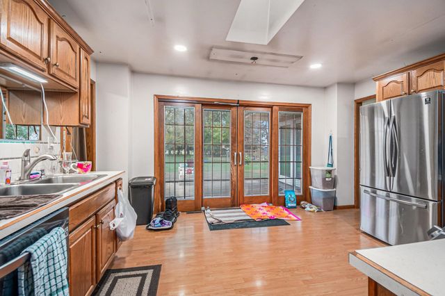 2749 S 8 Mile Road, Auburn, MI 48611