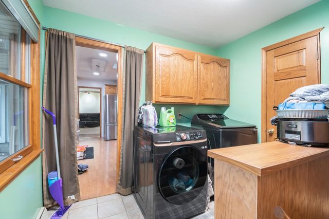 2749 S 8 Mile Road, Auburn, MI 48611