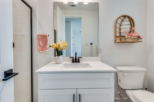 2505 Liverpool Lane, Carrollton, TX 75010