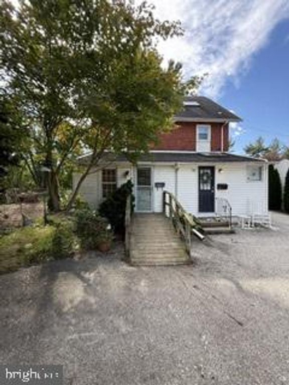 41B LOWRYS LN, BRYN MAWR, PA 19010 — exterior