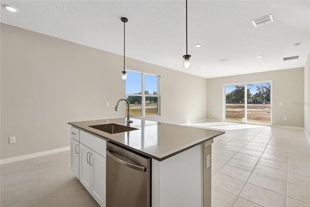4532 NW 37TH STREET RD, Ocala, FL 34482