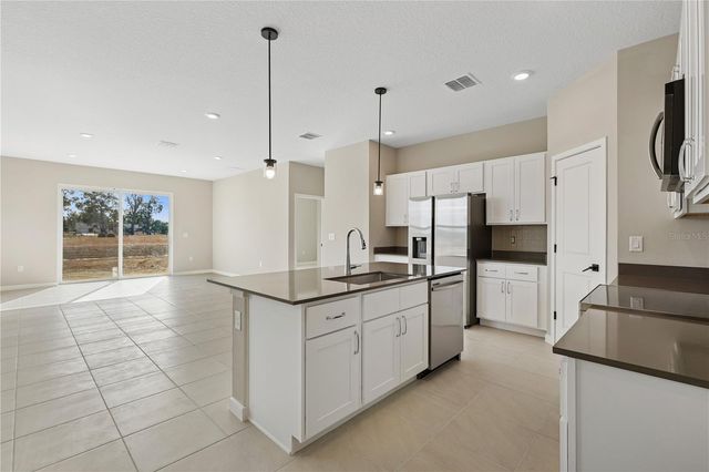 4532 NW 37TH STREET RD, Ocala, FL 34482