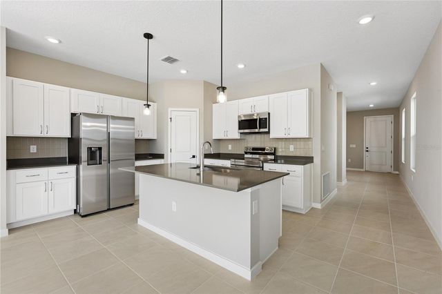 4532 NW 37TH STREET RD, Ocala, FL 34482