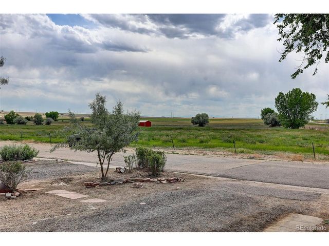 190 N Cedar St, Keenesburg, CO 80643