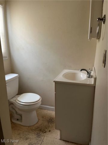 2025 Pointview Avenue, Youngstown, OH 44502